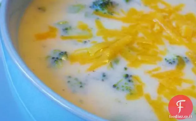 Crema di zuppa di formaggio broccoli