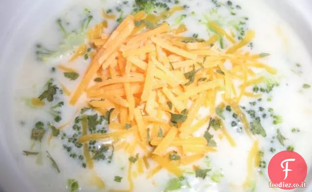 Broccoli arrostiti conditi con burro di limone e aglio