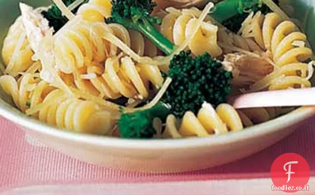 Fusilli con Broccoli e Pollo