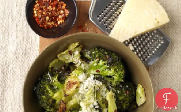 Broccoli arrostiti con Manchego grattugiato