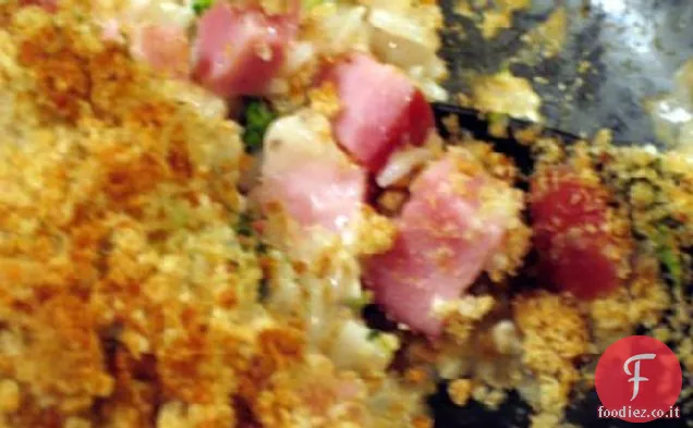 Casseruola di prosciutto, broccoli e riso