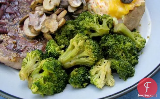 Insalata di broccoli di Natale