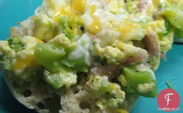 Panino con broccoli e uova