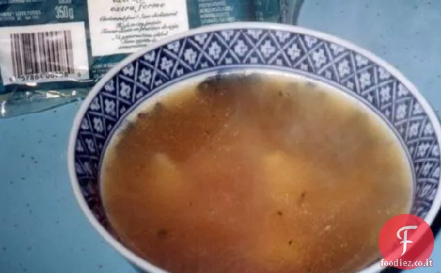 Zuppa piccante di Gai Lan e cagliata di fagioli