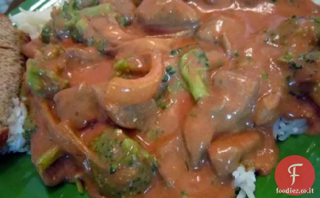 Manzo alla Stroganoff con broccoli