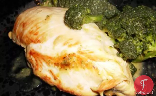Petti di pollo con broccoli e formaggio