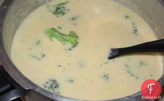 Zuppa di formaggio e broccoli