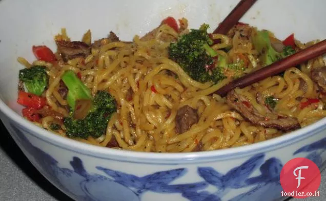 Ziti con salsa di broccoli freschi