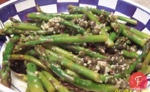 Asparagi Arrosto con Aglio e Capperi