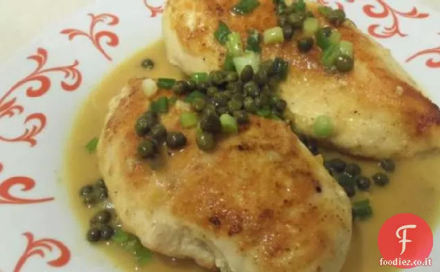 Pollo in crosta di parmigiano con capperi