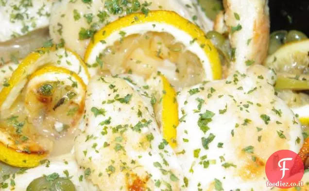 Pollo con Limoni Arrostiti, Olive Verdi e Capperi