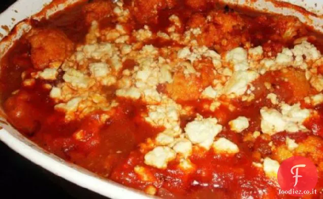 Kounoupithi (Cavolfiore al forno con Feta e salsa di pomodoro)