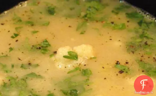 Zuppa di cavolfiore arrosto e curry