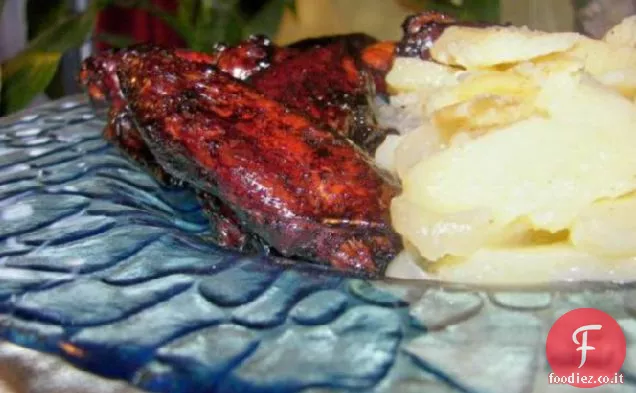 Ali di pollo gobbo della mamma