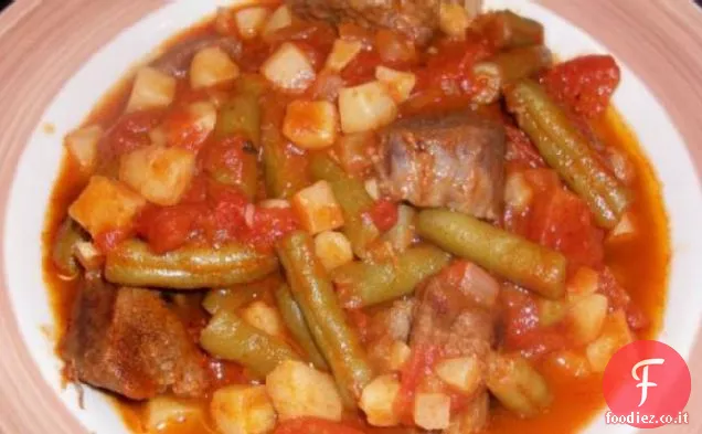 Stufato di manzo con piccante V-8