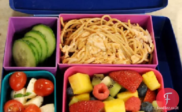 Tagliatelle fredde con salsa di arachidi