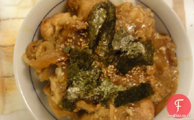 Oyako-don (pollo e uovo ciotola di riso)