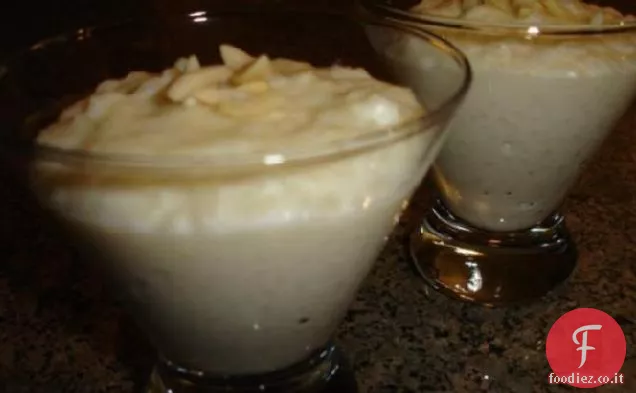 Budino di riso profumato con pistacchi (Kheerni)