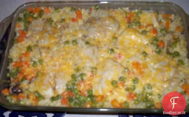 Casseruola di pollo e riso al formaggio
