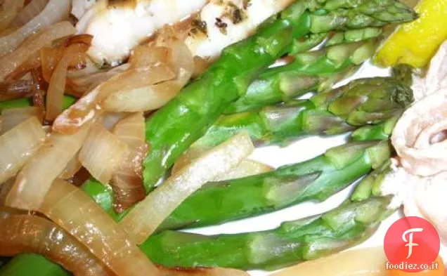 Asparagi con salsa di formaggio di capra