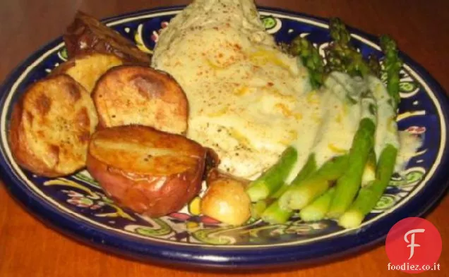 Pollo arrosto, patate novelle e asparagi