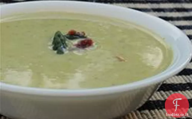 Zuppa di formaggio di asparagi