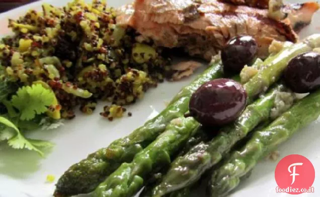 Soffriggere olive e asparagi greci