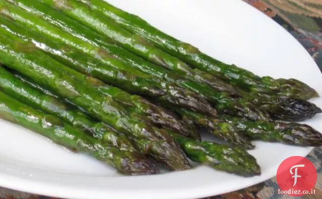 Asparagi con Peperoni Rossi Arrostiti