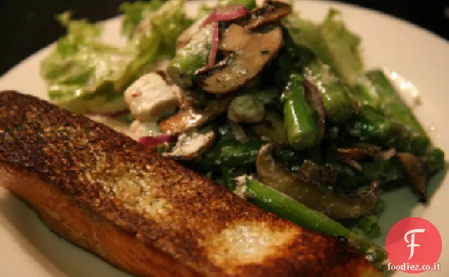 Insalata di funghi e asparagi