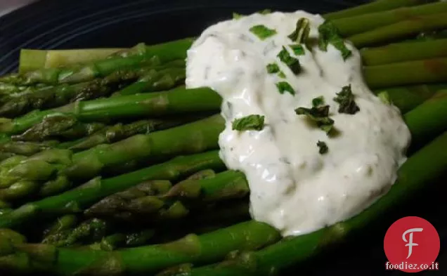 Asparagi con Salsa di Zafferano e Menta