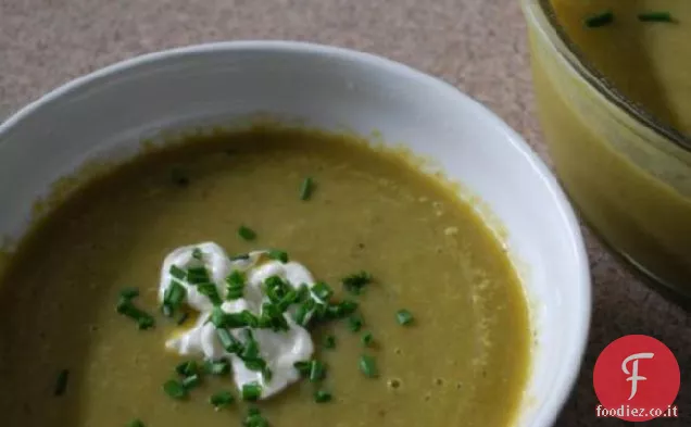 Extra facile Crema sana di zuppa di asparagi