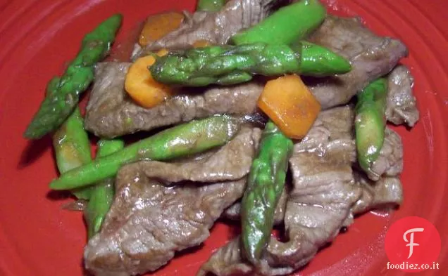 Asparagi alla griglia e patate novelle