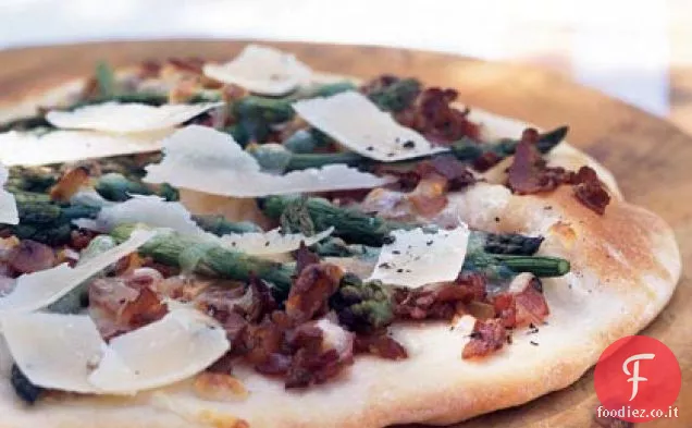 Focaccia con Pancetta e Asparagi