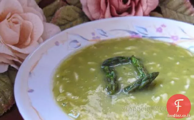 Stelline in Zuppa Di Asparagi E Menta