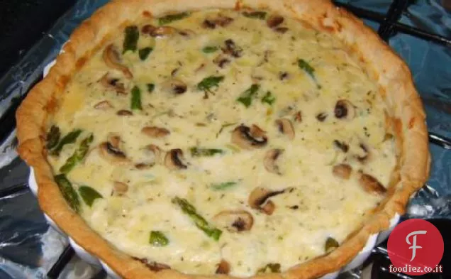 Agriturismo abbondante funghi, asparagi e pancetta Quiche