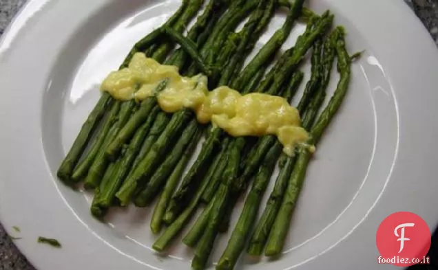 Asparagi con olandese