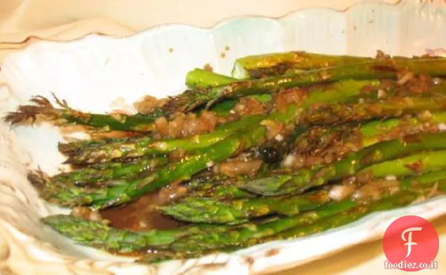 Asparagi Arrostiti con Burro di Scalogno Balsamico