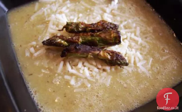 Zuppa di asparagi arrostiti e patate