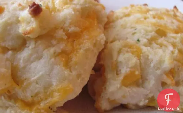 Biscotti Cheddar all'aglio