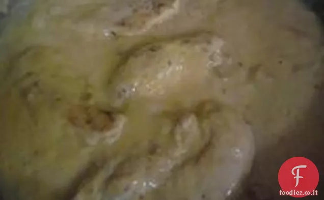 Semplice salsa di pollo al limone cremosa