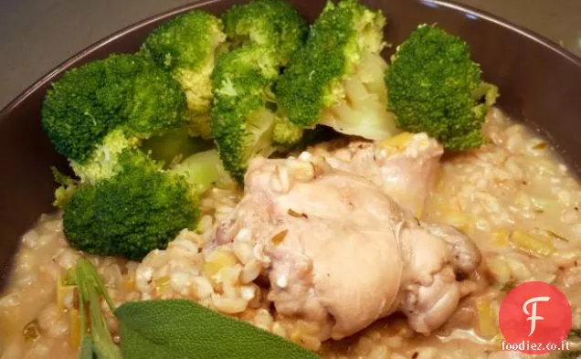 Dito leccare porro zuppa con salsiccia e orzo