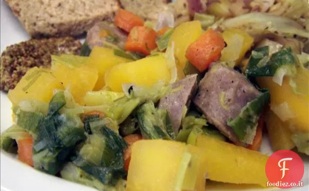 Zuppa di salsiccia e fagioli