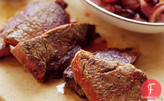 Bistecca con Cipolle caramellate