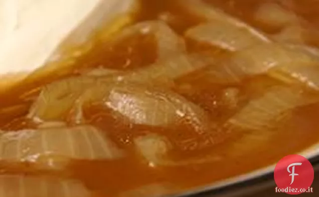 Zuppa di cipolle cremosa