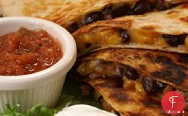 Quesadillas di fagioli neri e mais