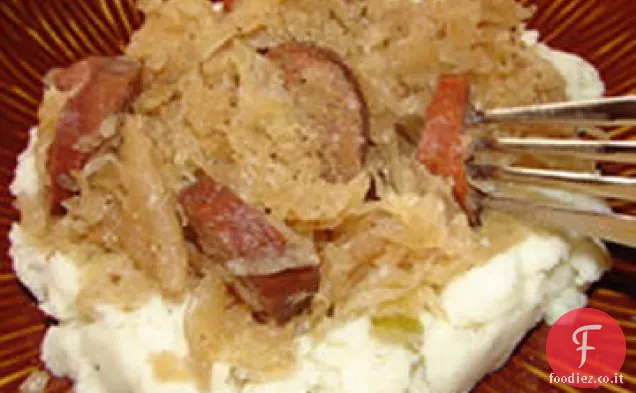 Crauti fornello lento e salsiccia