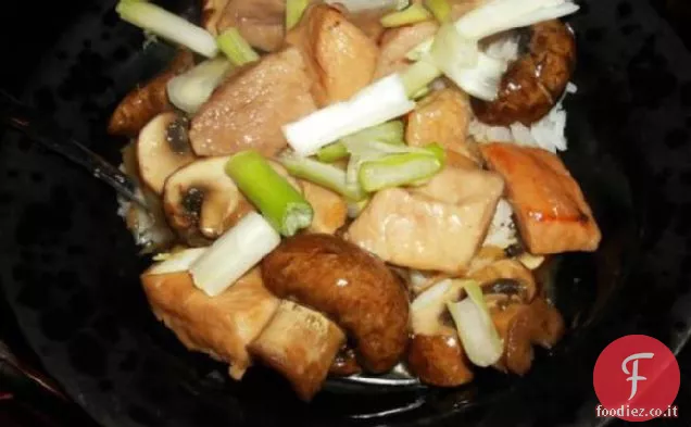 Carne di maiale caramellata alla vietnamita