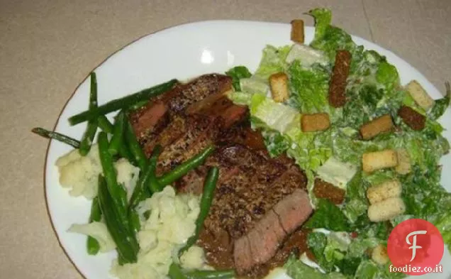 Filetto di manzo con salsa di formaggio blu