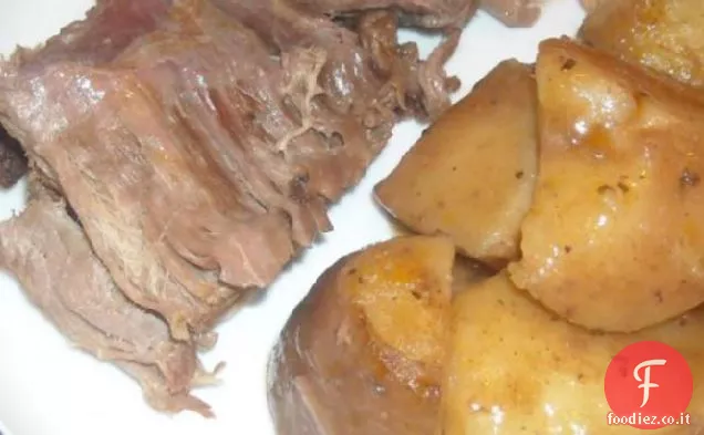 Pentola di coccio tutto il giorno arrosto
