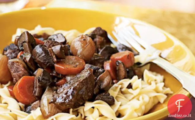 Brasato di manzo con Vino rosso e funghi